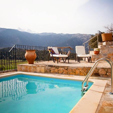 Stone Built Villa Galatia, Poolside & Perfect View Karés Dış mekan fotoğraf