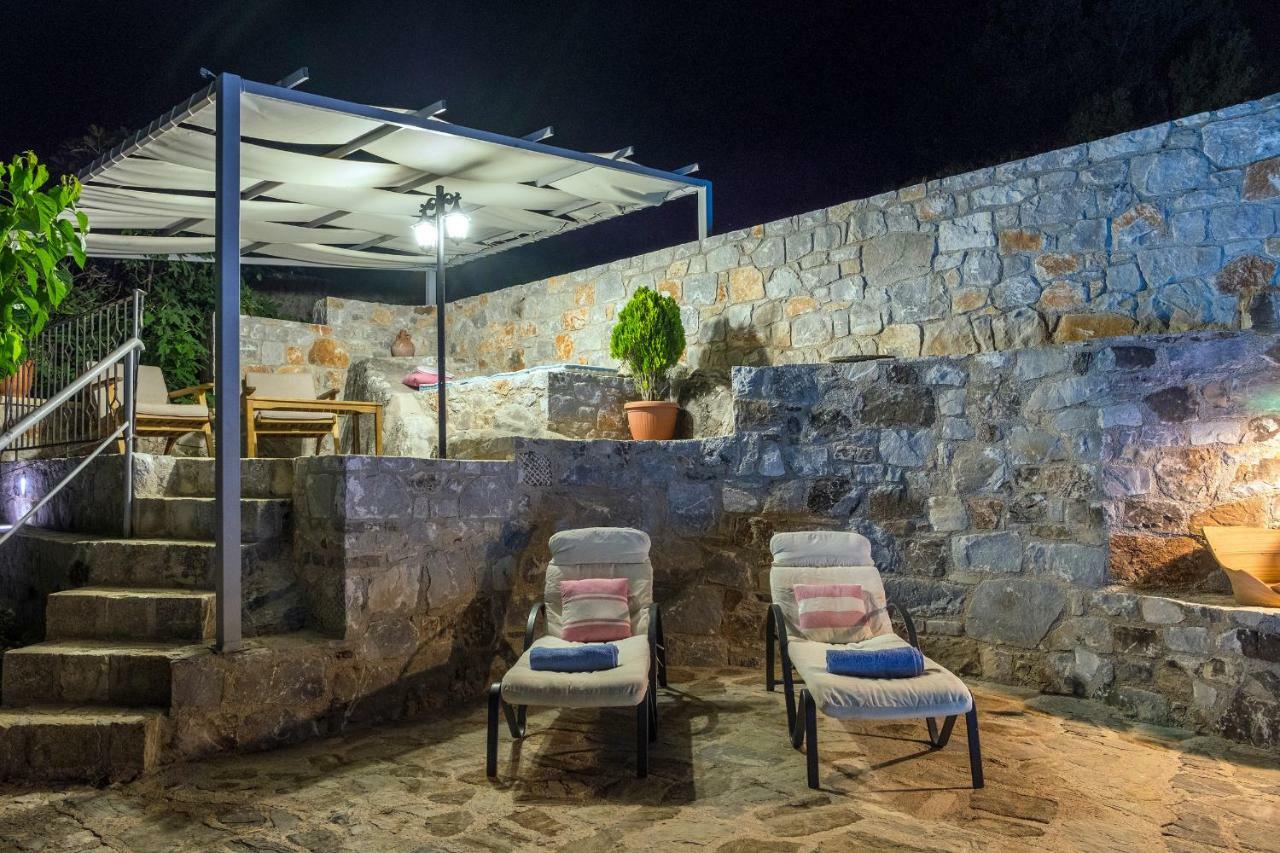 Stone Built Villa Galatia, Poolside & Perfect View Karés Dış mekan fotoğraf